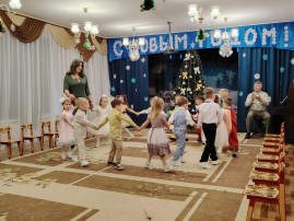 Новый год-это время волшебства. Новый год-это время волшебства.